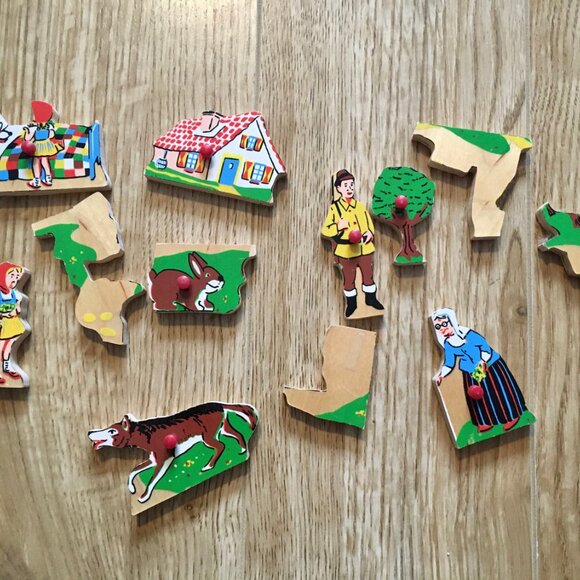 VINTAGE "Simplex" Wooden Red Riding Hood Fairy Tale Puzzle. - Picture 5 of 8